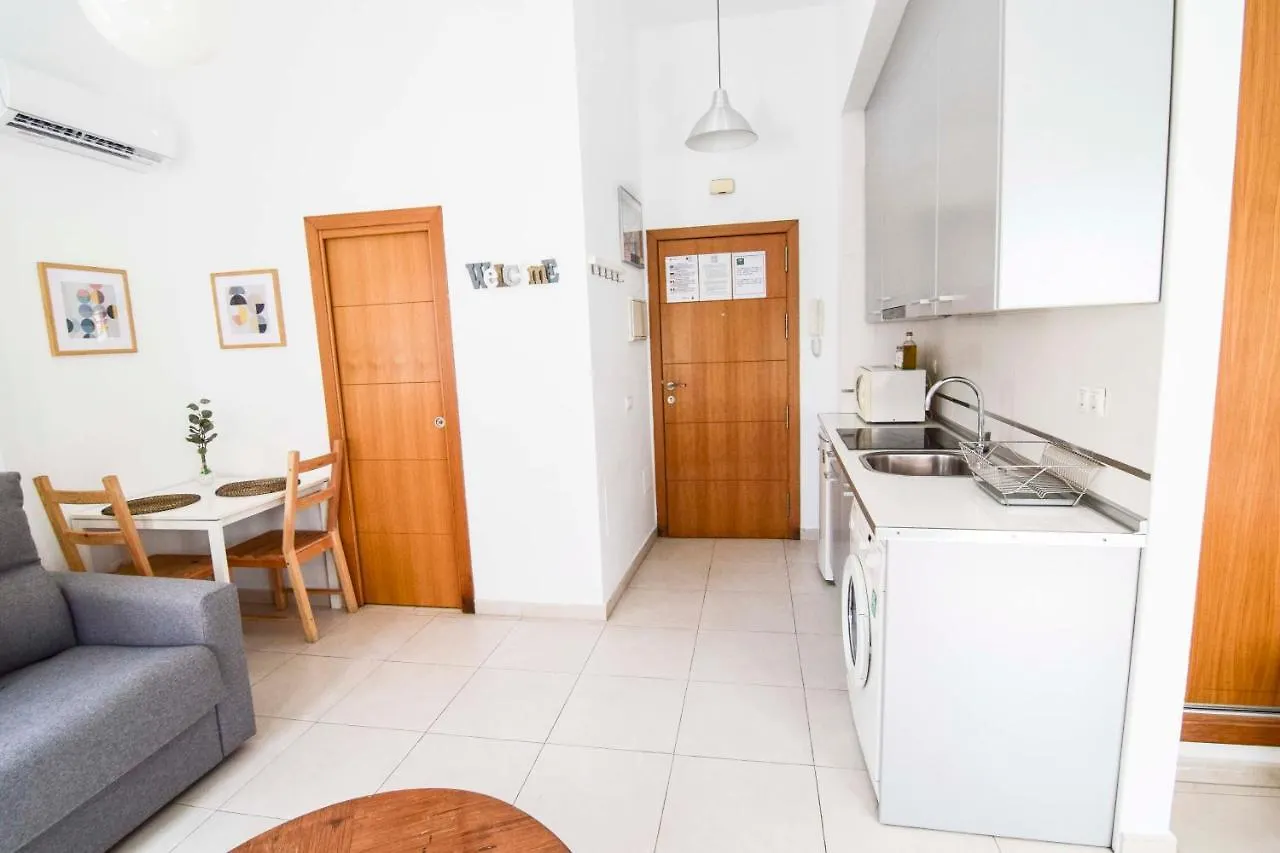 Malaga City Suites Barcelo 30 Spanien